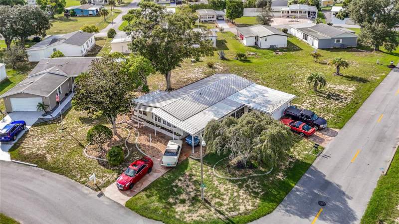 2 bedroom Manufactured Home at 14228 Action Street, Brookridge Comm, Brooksville — photo 3