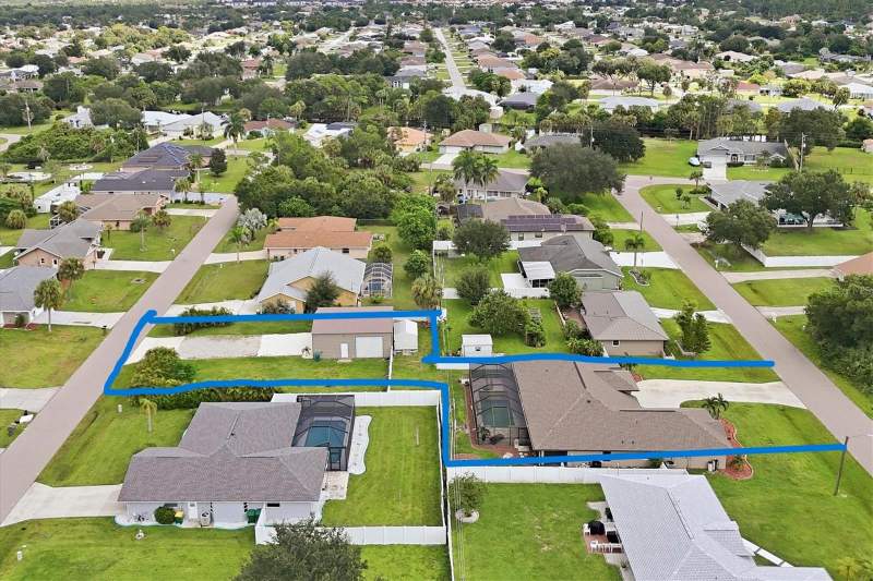 4 bedroom Single Family Residence at 23108 August Avenue, Port Charlotte Sec 015, Port Charlotte — photo 3
