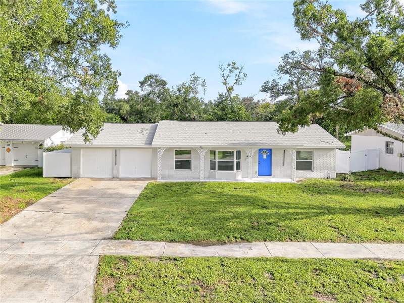 8011 FOUNTAIN AVENUE home for sale in Townn Country Park