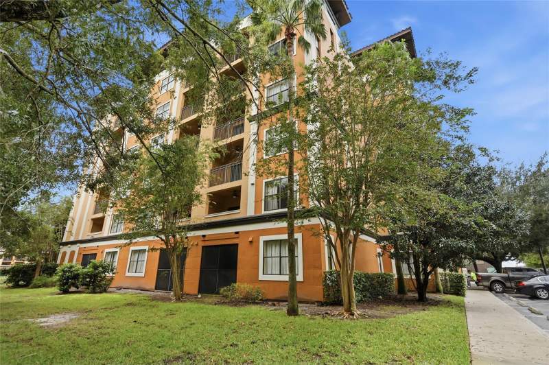 3 bedroom Condo - Hotel at 12521 Floridays Resort Drive #101F, Floridays Resort, Orlando — photo 2