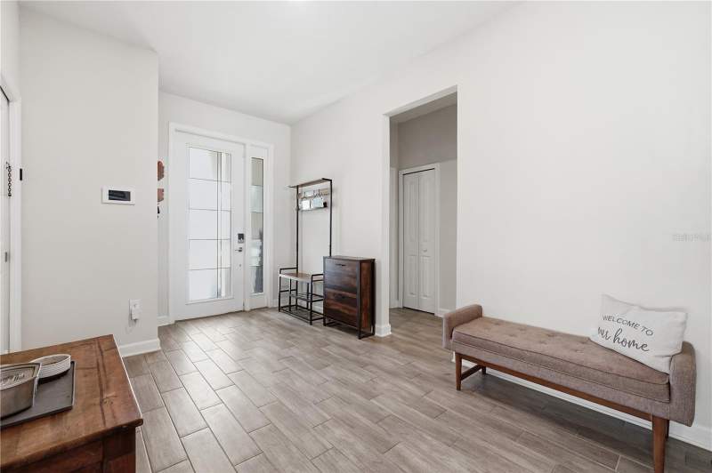4 bedroom Single Family Residence at 8954 Fluffy Lie Court, Stoneybrook South North Prcl Ph 5, Davenport — photo 3