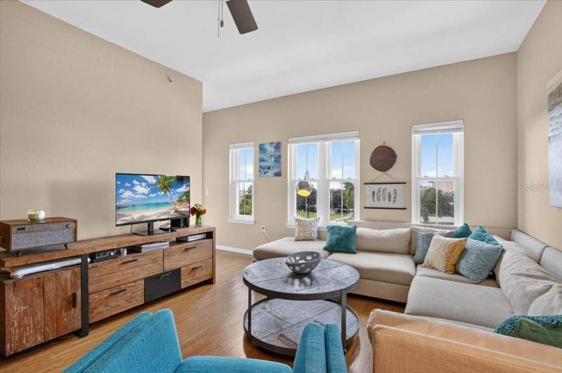 2 bedroom Condominium at 100 4TH AVENUE #310, MADISON AT ST PETE II, ST PETERSBURG — photo 4