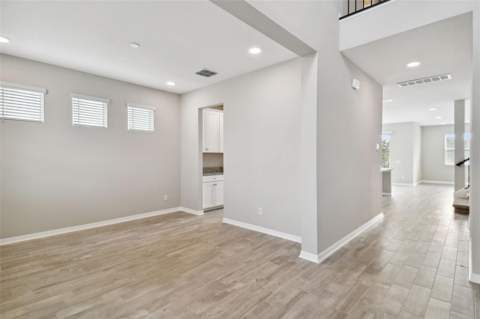 38190 Shale Stone Court, Zephyrhills FL - photo 7 of 76