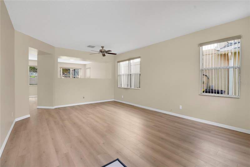 4 bedroom Single Family Residence at 822 Kettering Road, Legacy Park Ph 02, Davenport — photo 4