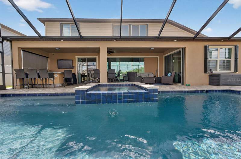 6 bedroom Single Family Residence at 13816 Galway Sand Road, South Fork, Riverview — photo 3