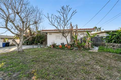 1836 Venetian Point Drive, Clearwater FL - photo 6 of 6