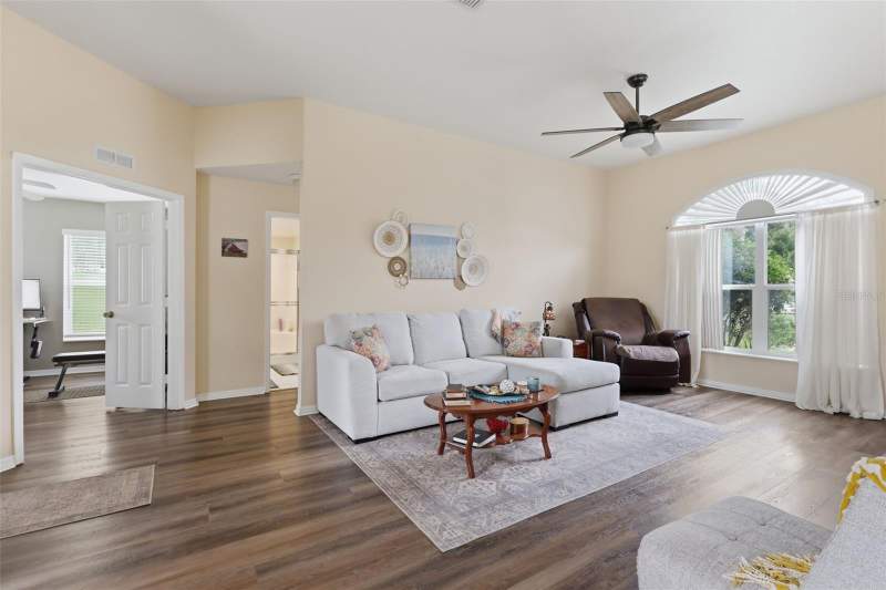 3 bedroom Single Family Residence at 7384 SW 115th Place, Oak Run Hillside, Ocala — photo 5