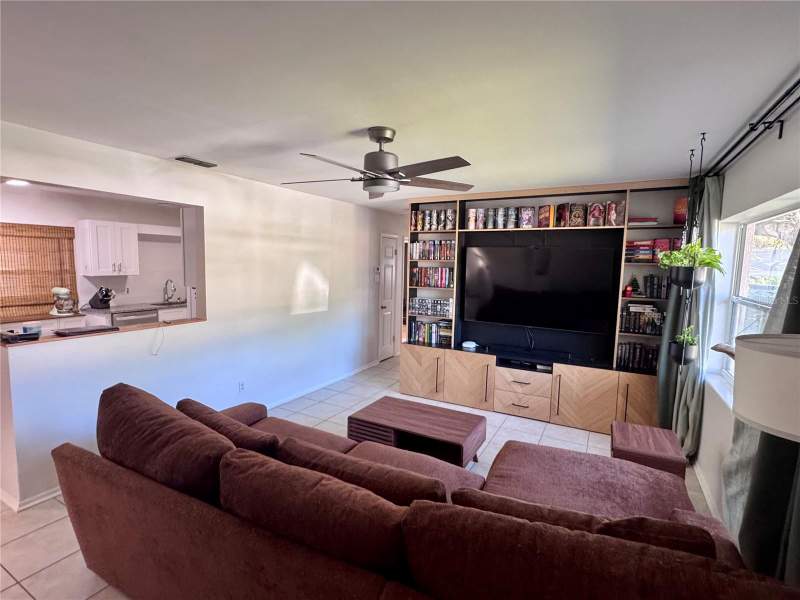 3 bedroom Single Family Residence at 1709 Eaton Drive, Chesterfield Heights 2nd Add, Clearwater — photo 5