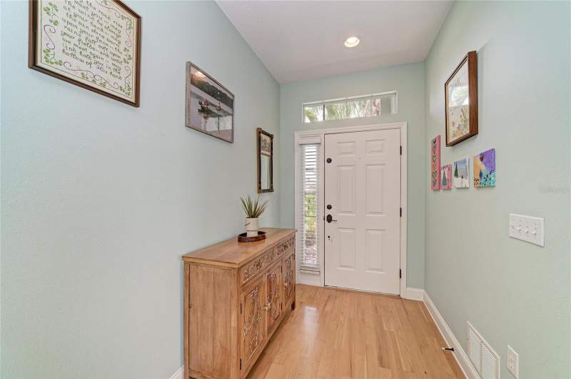 4 bedroom Single Family Residence at 12105 Beeflower Drive, Summerfield Village Subphase C U6A & 7A, Lakewood Ranch — photo 4