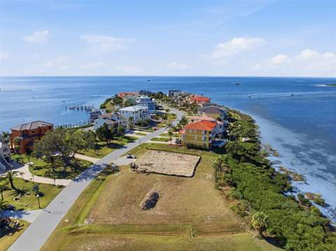 25 Harborpointe Drive, Port Richey FL - photo 13 of 35