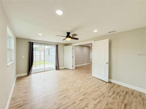 8648 78th Place, Seminole FL - photo 10 of 28