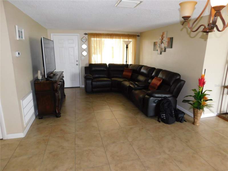 2 bedroom Single Family Residence at 3801 Darlington Road, Tahitian Homes, Holiday — photo 5