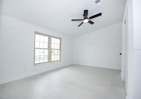 9409 Lonsdale Court, Tampa FL - photo 9 of 30