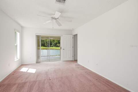 6639 Sun Point Court, New Port Richey FL - photo 15 of 67