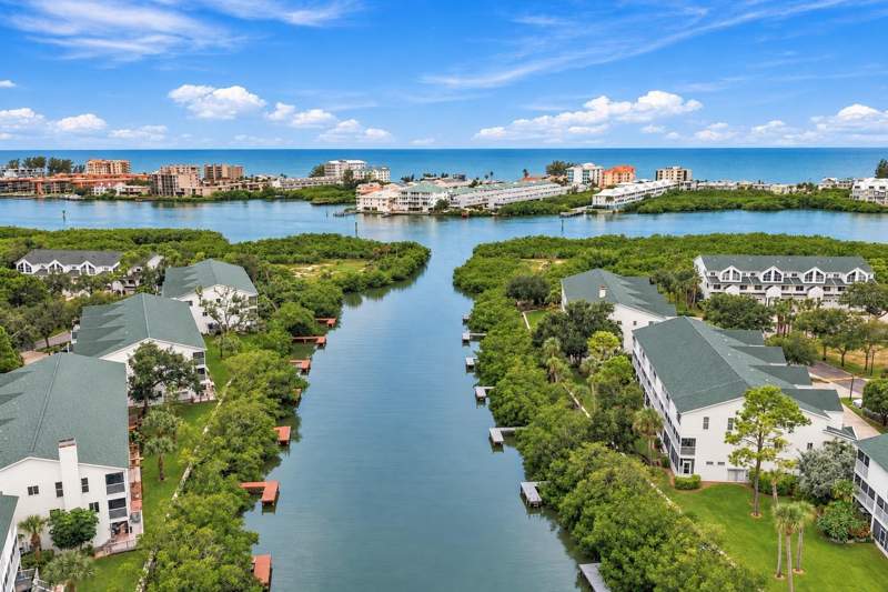 3 bedroom Townhouse at 14761 Seminole Trail, Tara Cay Sound North Village Partial Replat, Seminole — photo 5