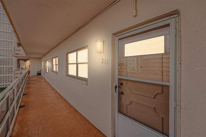 2 bedroom Condominium at 5623 80th Street #211, Five Towns Of St Pete, St Petersburg — photo 5
