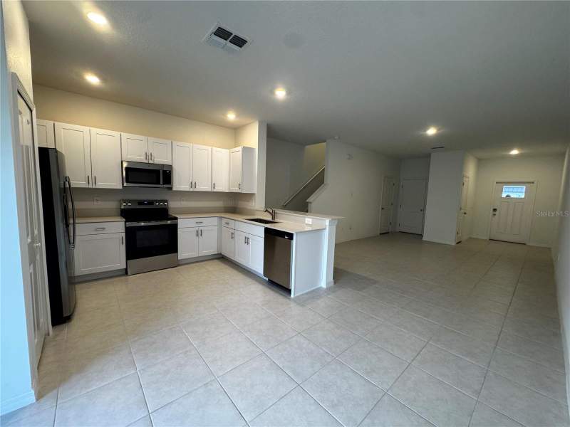 3 bedroom Townhouse at 10149 Trumpet Honeysuckle Way, Mirada, San Antonio — photo 4