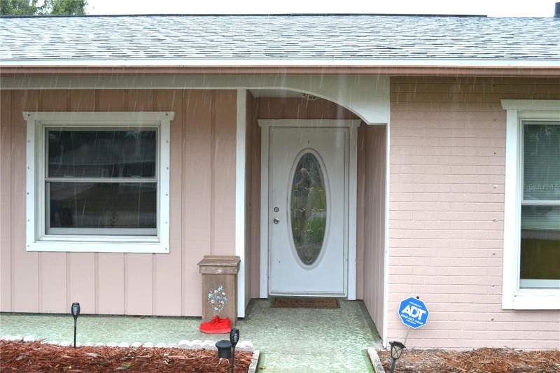 3 bedroom Single Family Residence at 6496 Toledo Road, Spring Hill, Spring Hill — photo 2