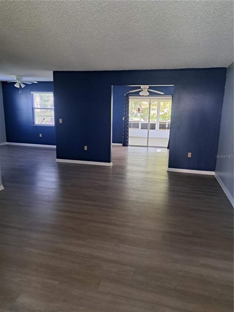2 bedroom Single Family Residence at 5618 Rosewall Circle, Highland Lakes Ph 01, Leesburg — photo 3