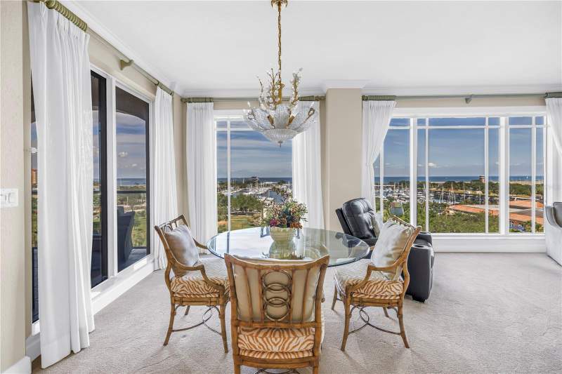 3 bedroom Condominium at 100 Beach Drive #702, Florencia Condo, St Petersburg — photo 5