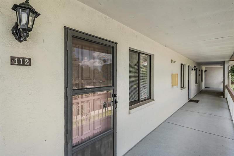 2 bedroom Condominium at 112 Lakeview Place #12, East Lake Woodlands Condo, Oldsmar — photo 3