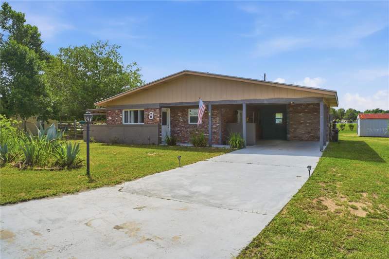 3 bedroom Single Family Residence at 8 Silver Way, Silver Spgs Shores Un 01, Ocala — photo 1