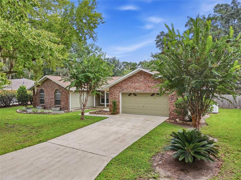 4 bedroom Single Family Residence at 2825 NW 27th Terrace, Royal Gardens Ph IV, Gainesville — photo 3