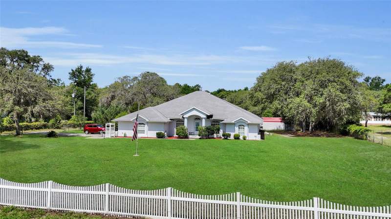 5260 SW 176TH AVENUE home for sale in Lake Tropicana Ranchettes