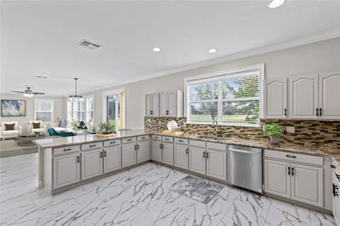 10408 Chorlton Circle, Orlando FL - photo 13 of 39