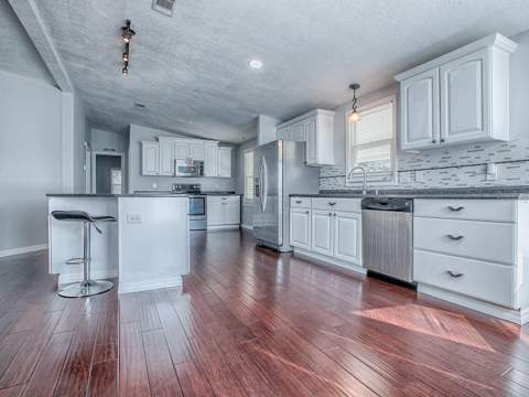 518 Saint Andrews Boulevard, Lady Lake FL - photo 7 of 44