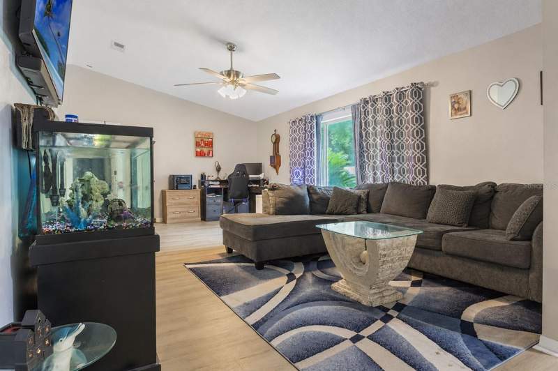 3 bedroom Single Family Residence at 18 WESTON ROAD, LEESBURG PULP MILL, LEESBURG — photo 5