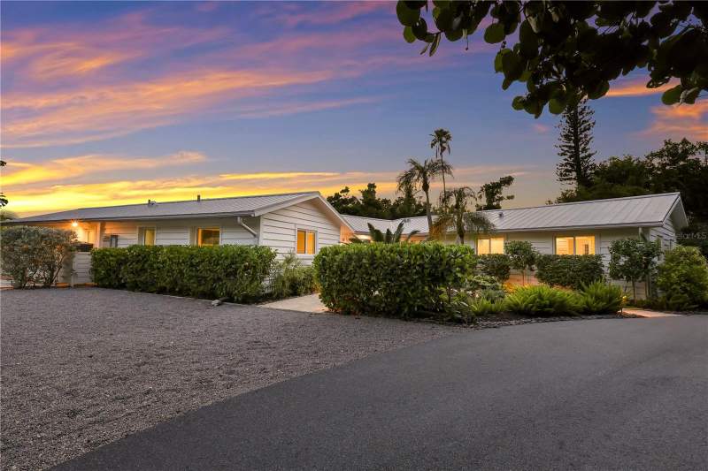 4 bedroom Single Family Residence at 6561 Bayou Hammock Road, Longboat Key, Longboat Key — photo 5