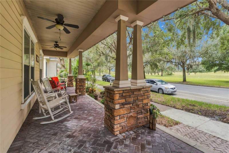 4 bedroom Single Family Residence at 7007 Five Oaks Drive, Birchwood Nbhds B & C, Harmony — photo 2