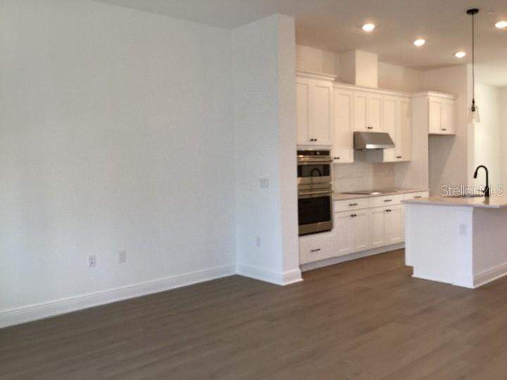 3 bedroom Townhouse at 13411 LEMON ORCHARD BEND, LAKE CAWOOD COVE, WINDERMERE — photo 5