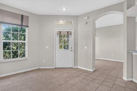 19122 Doves Landing Drive, Tampa FL - photo 6 of 44