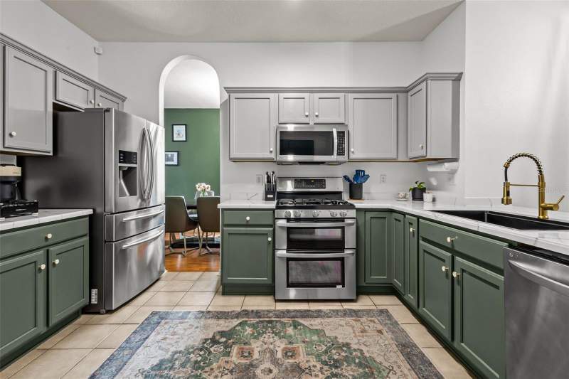4 bedroom Single Family Residence at 22633 Marsh Wren Drive, Sable Ridge Ph 3A, Land O Lakes — photo 4