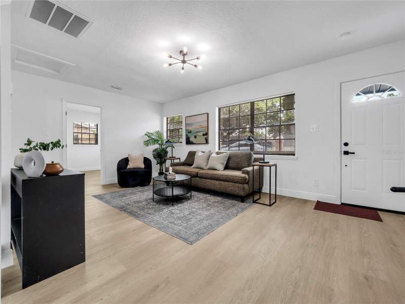 2 bedroom Single Family Residence at 14931 Fisher Road, Bearss Heights Sub, Tampa — photo 3