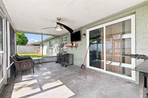 9040 Crabtree Lane, Port Richey FL - photo 24 of 30
