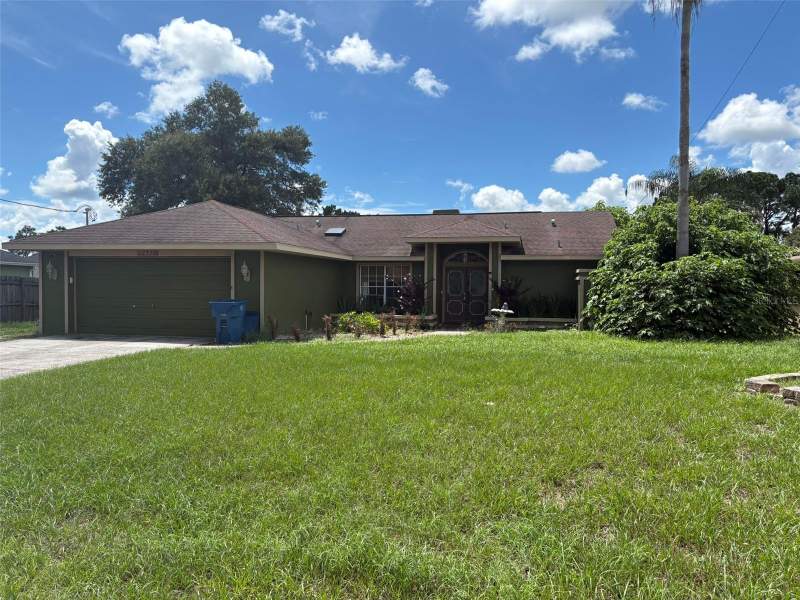3 bedroom Single Family Residence at 12300 Ronald Street, Spring Hill, Spring Hill — photo 2