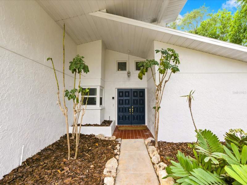 2 bedroom Single Family Residence at 419 Wayfarer Court, Explorers Cove, Tarpon Springs — photo 2