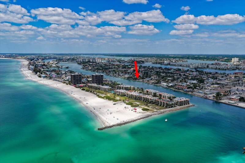 4 bedroom Single Family Residence at 630-650 79th Avenue, St. Petersburg Beach North, St Pete Beach — photo 5