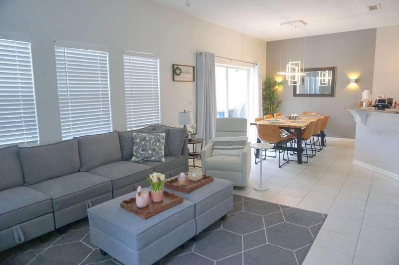 4 bedroom Townhouse at 3162 Yellow Lantana Lane, Encantada, Kissimmee — photo 2