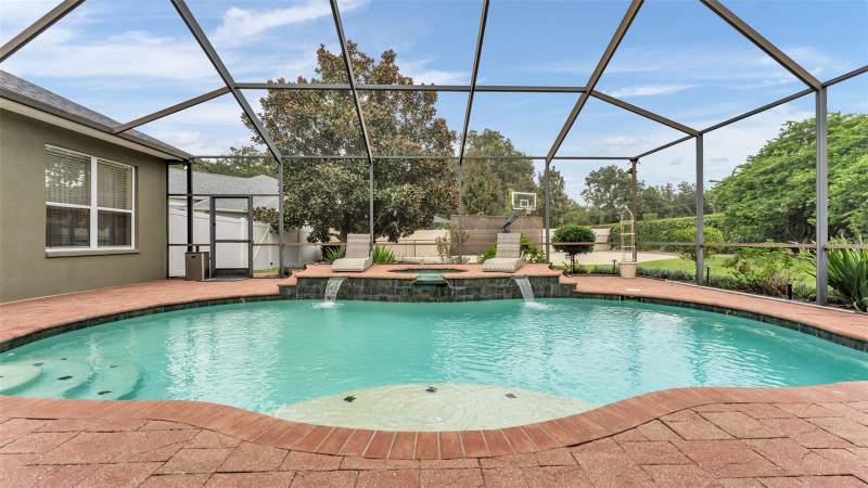 5 bedroom Single Family Residence at 6626 Crescent Woods Circle, Crescent Woods, Lakeland — photo 3