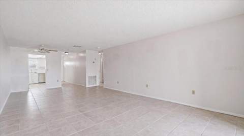 5925 Shore Boulevard #302, Gulfport FL - photo 12 of 29
