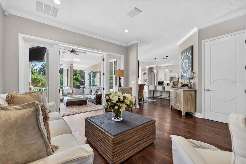 5 bedroom Single Family Residence at 1581 Alexander Road, Gatehouse Woods, Belleair — photo 2