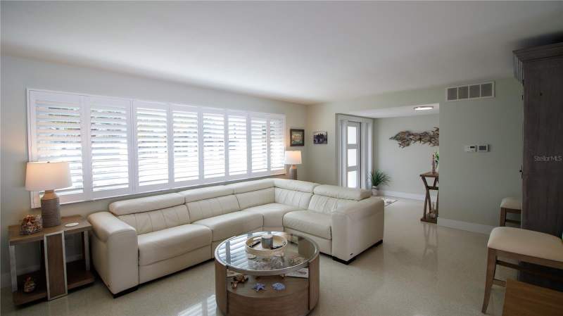 2 bedroom Single Family Residence at 4523 Clearwater Harbor Drive, Harbor Hills 3rd Add, Largo — photo 4