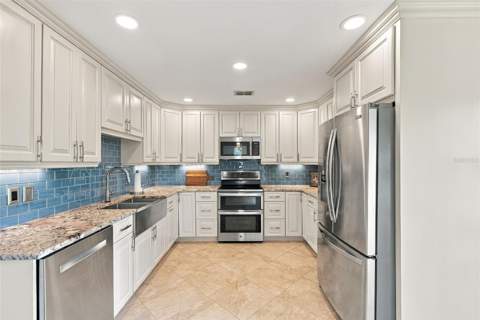 629 Segovia Court #405, St Petersburg FL - photo 6 of 6