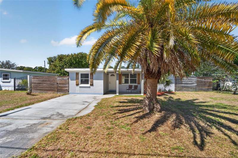 3 bedroom Single Family Residence at 10353 110TH AVENUE, ORANGE LAKE VILLAGE 2, LARGO — photo 2