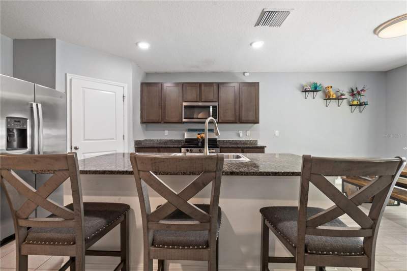 5 bedroom Single Family Residence at 9210 Watolla Drive, Jefferson Estates, Thonotosassa — photo 5