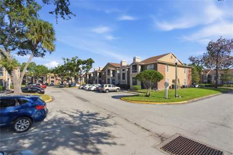 4401 Thornbriar Lane #R106, Orlando FL - photo 10 of 19